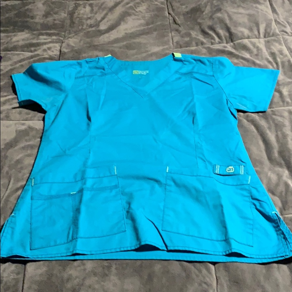 Wonderwink scrub top